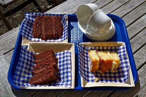 Phils Bakery photo 4